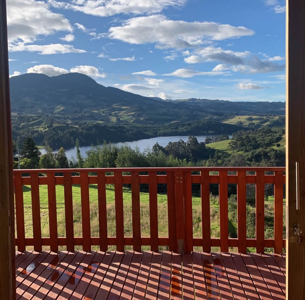 Balcon Casa Colibrí, tu hogar en la montaña